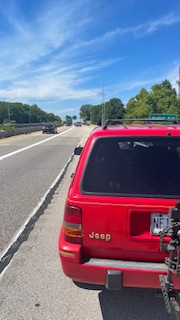 red Jeep cherokee 