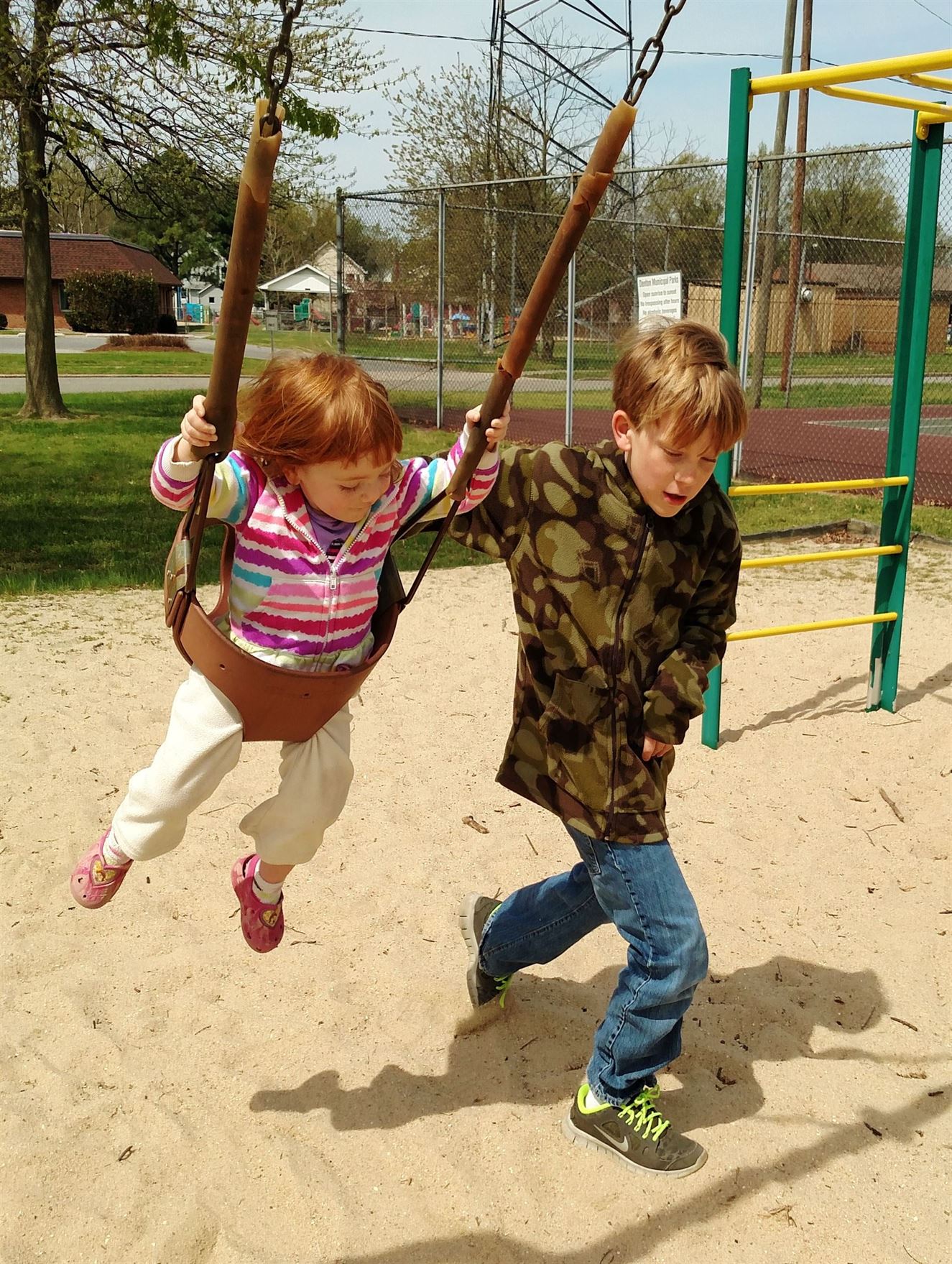 Swinging your sister on Shalavee.com