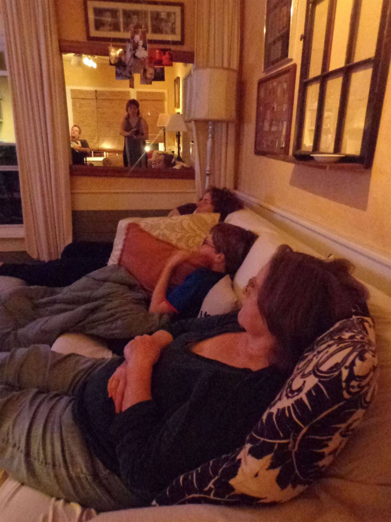 Christmas movie watching on Shalavee.com