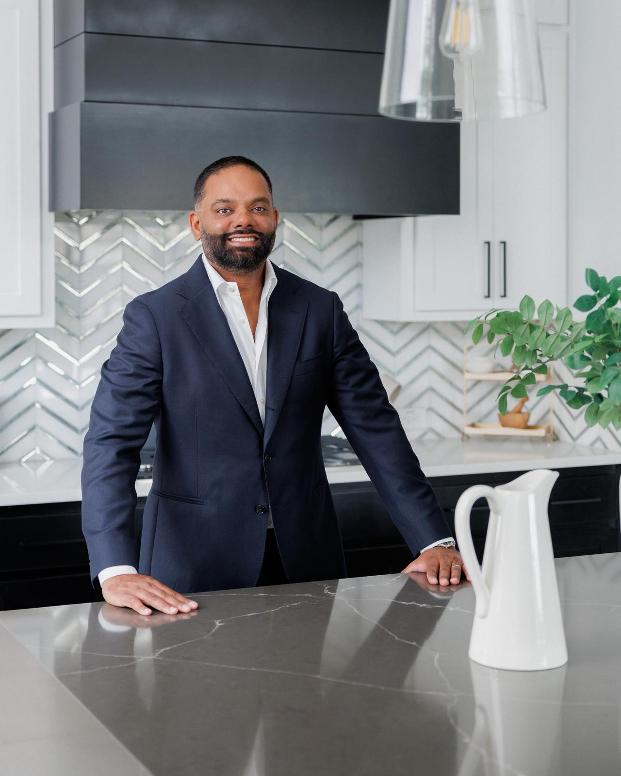 Rohit Mathews, Real Estate Agent