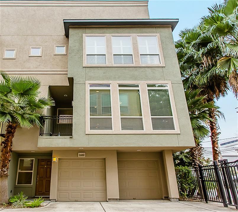 Sold Home at 2401 Magnolia Dr, Sugar Land, TX