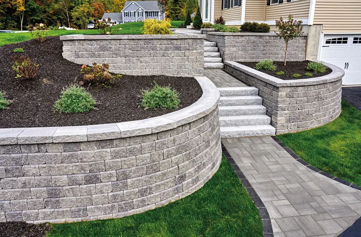 segmental retaining wall