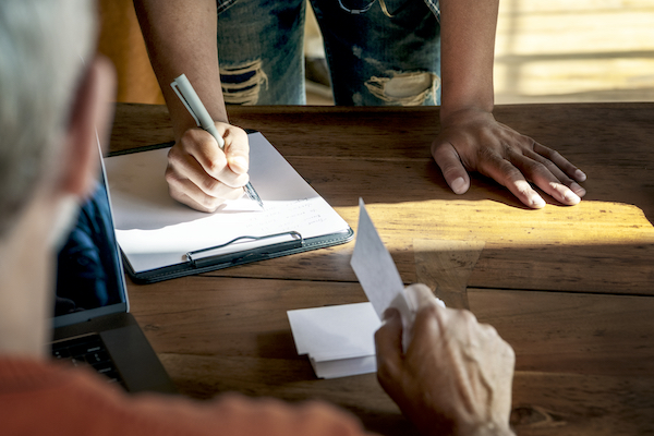 Learning how to door knock political campaign effectively is crucial for Republican elected officials, local political candidates, and party officers.