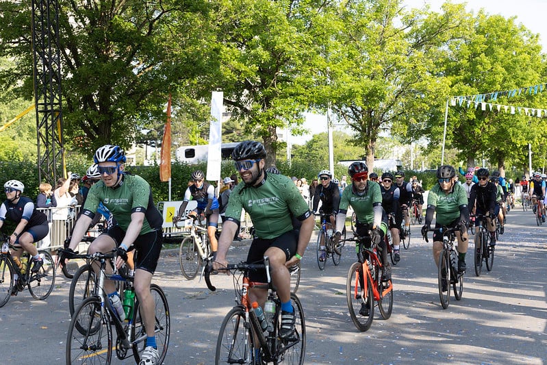 L’équipe Fitsanté relève le défi de La Boucle 2025!