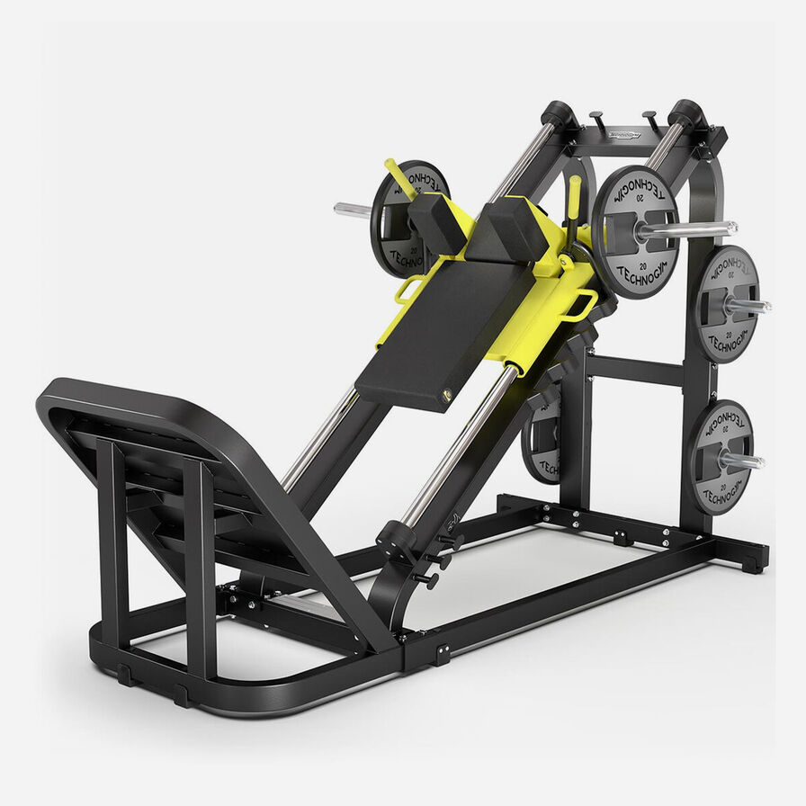 Technogym Gép Pure Hack Squat