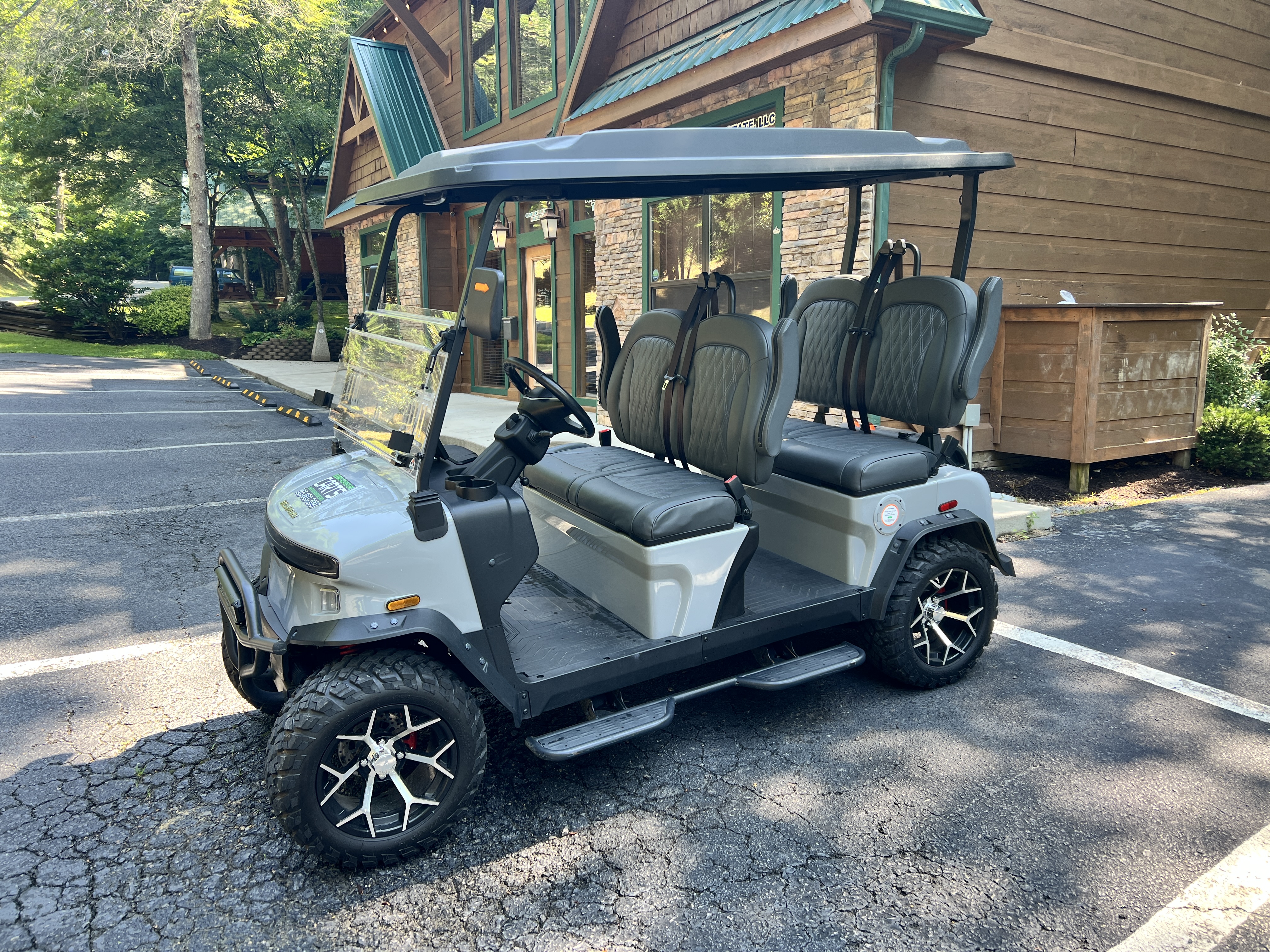 4-seater street-legal golf cart rental in Pigeon Forge