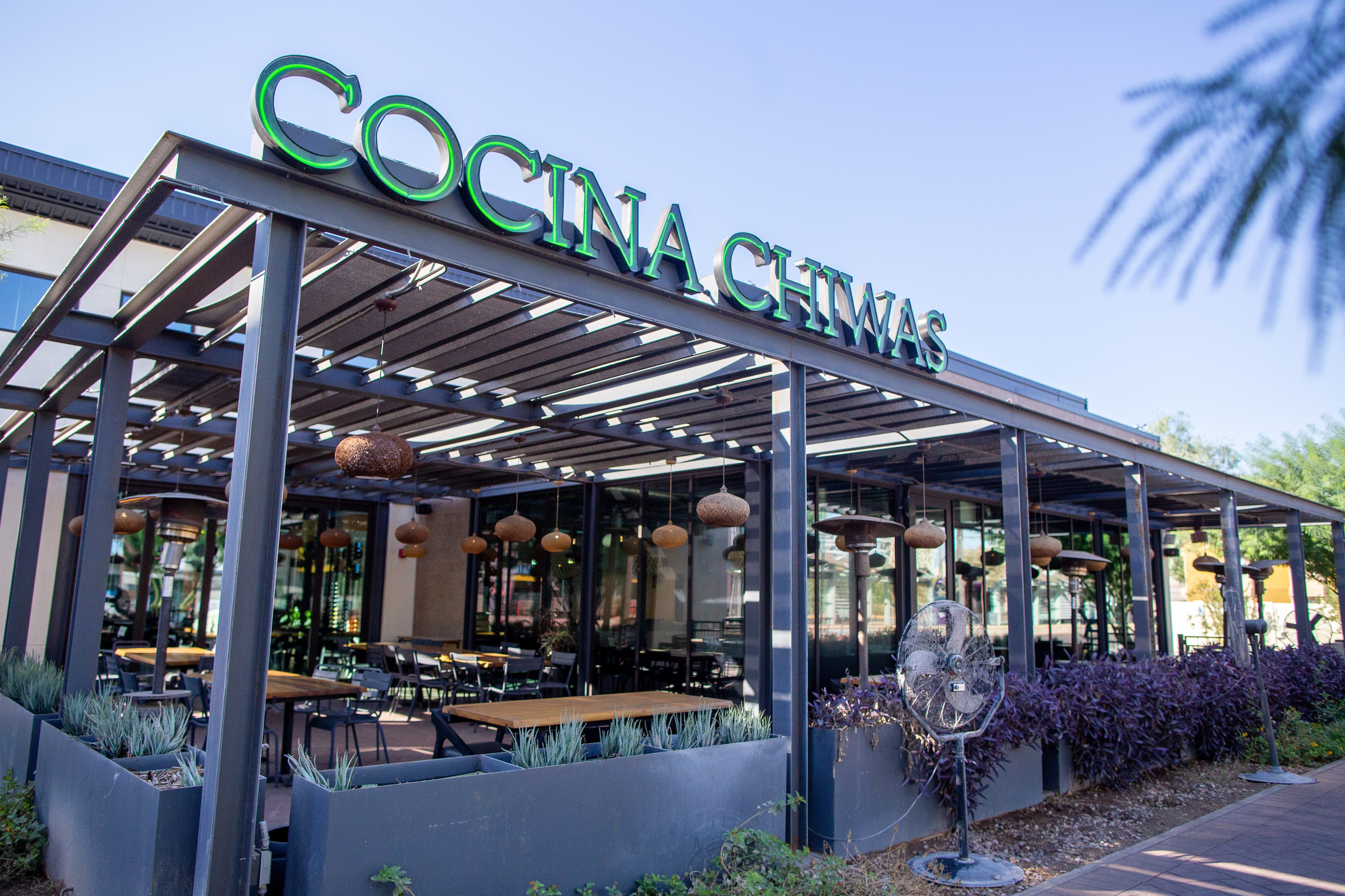 Restaurant Commercial Shade