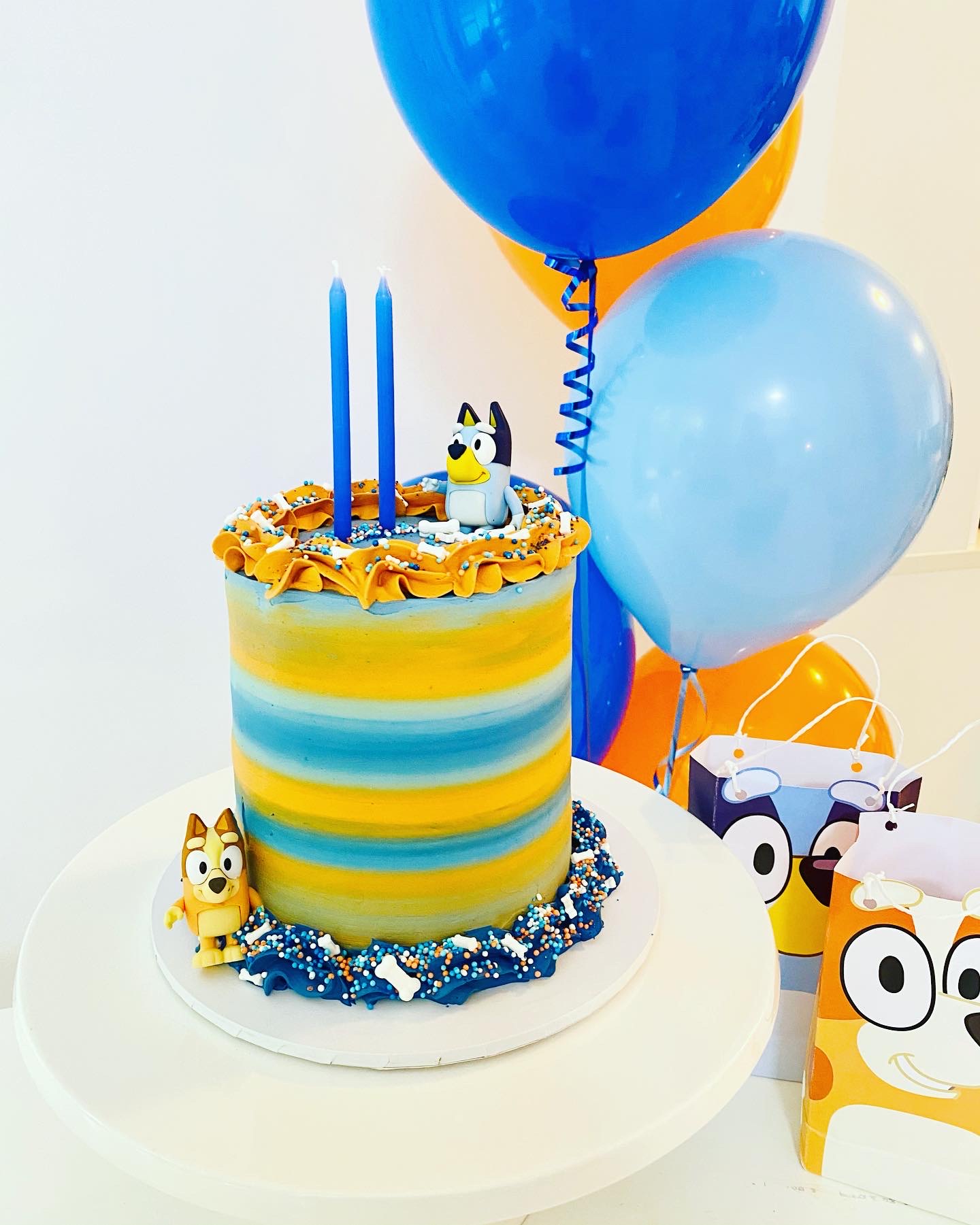 Bluey birthday cake