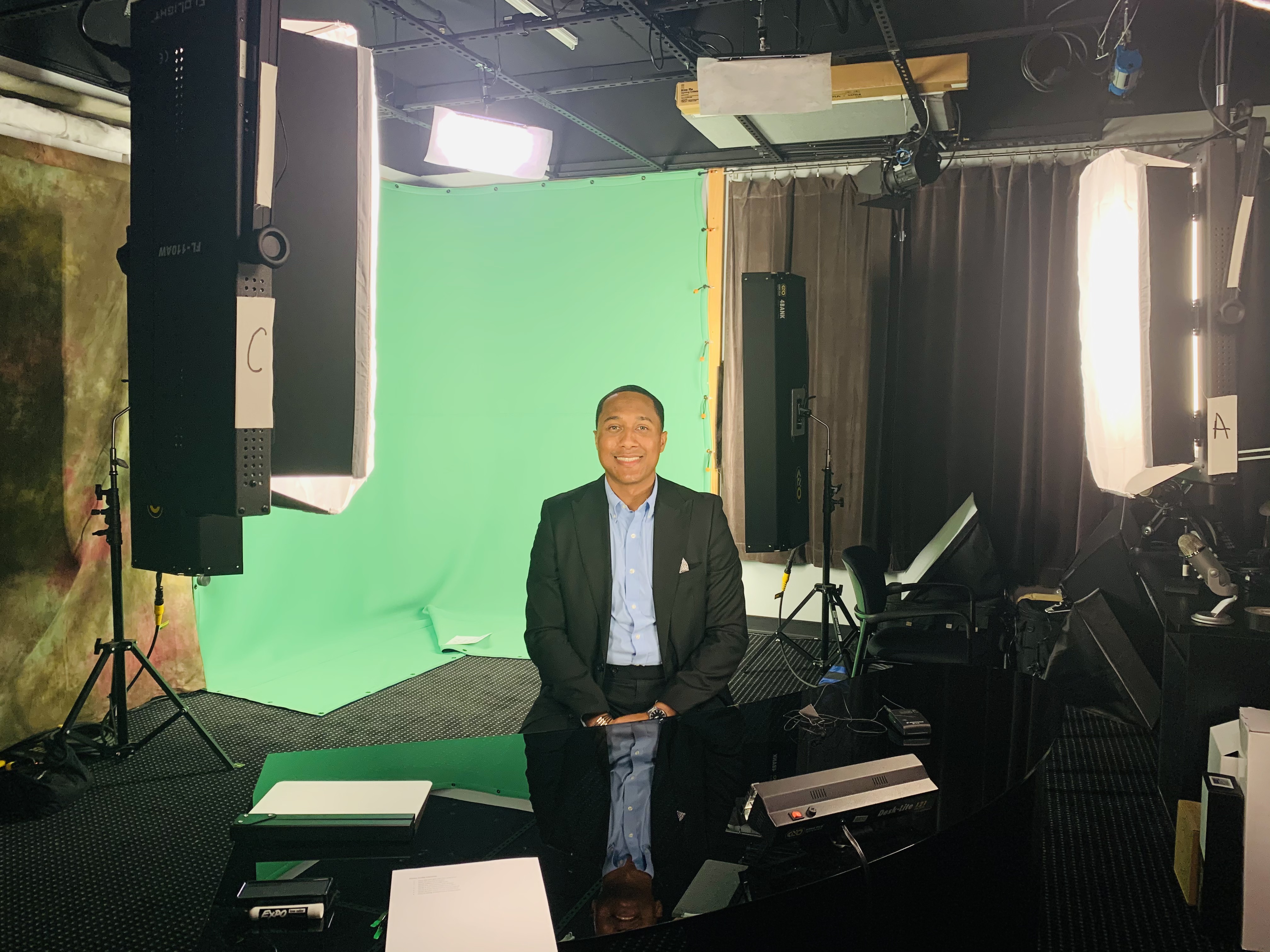 financial commentary 