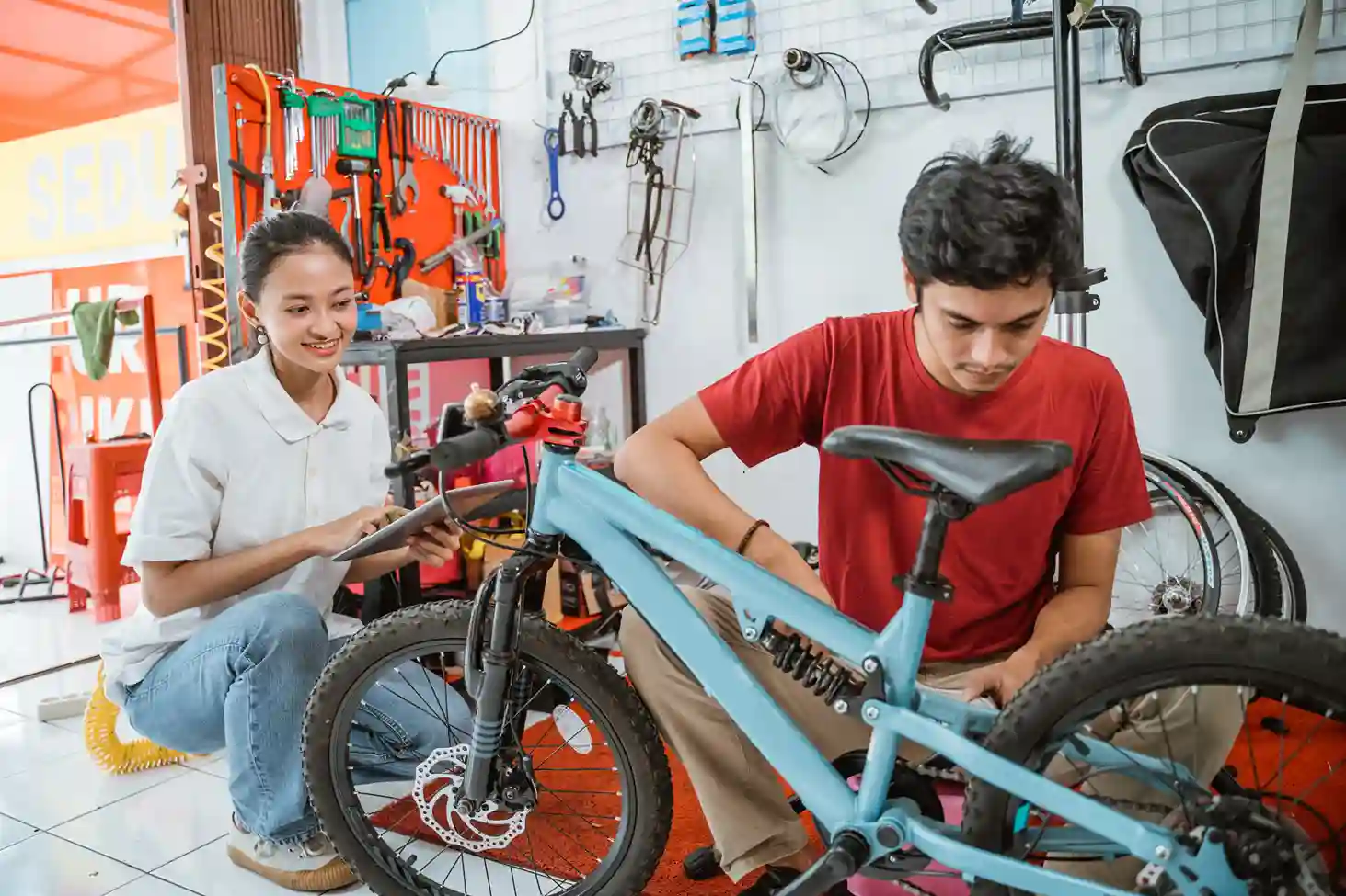 How to Choose the Right Bicycle Service and Repair Shop How to Choose the Right Bicycle Service and Repair Shop
