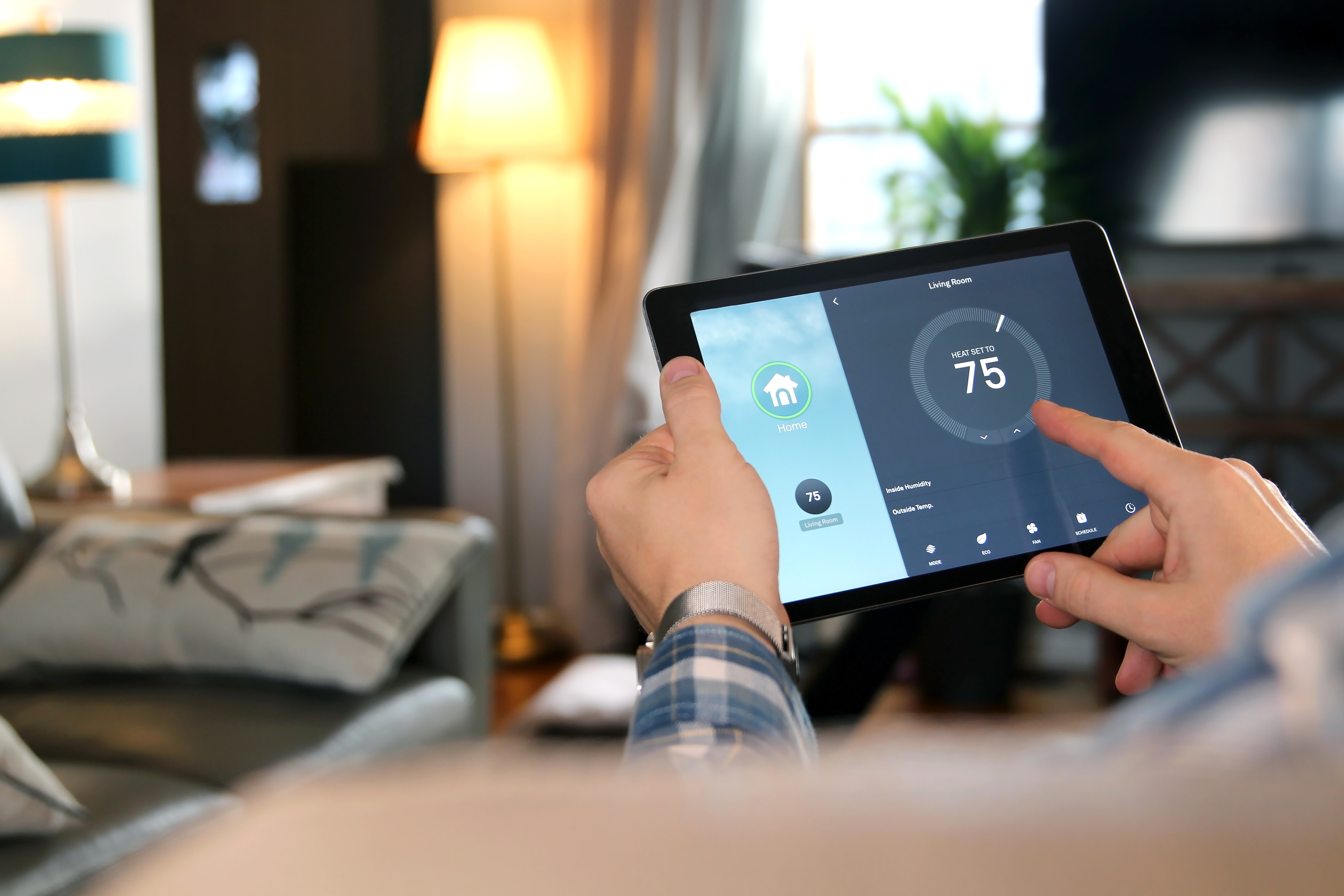 Smart Home Management and Sustainable Construction