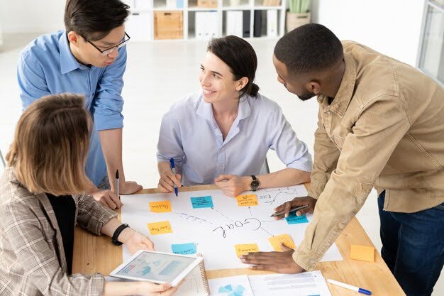 How CRM automation enhances team collaboration How CRM automation enhances team collaboration