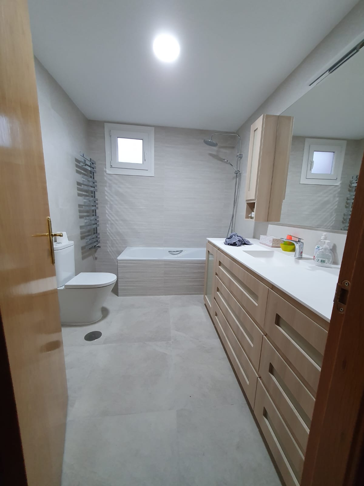 Resultado final del baño tras la reforma