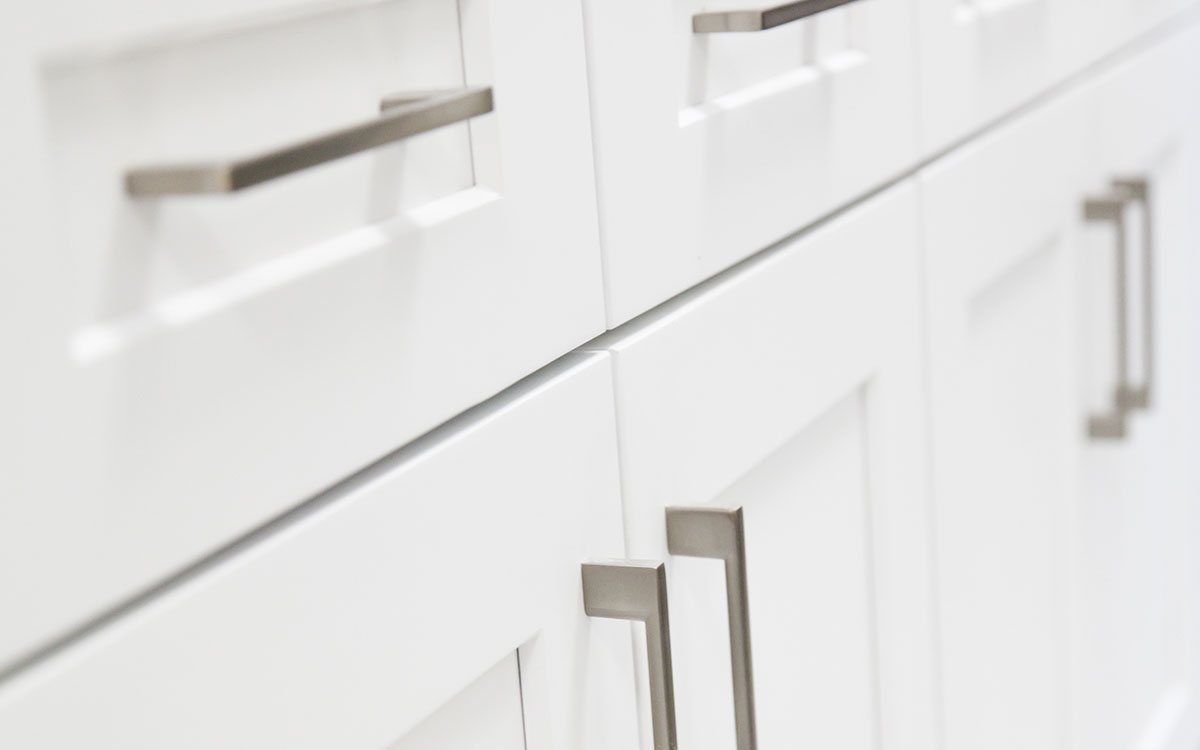 Cabinet Refacing vs. New Cabinets: Cost, Pros & Best Choice