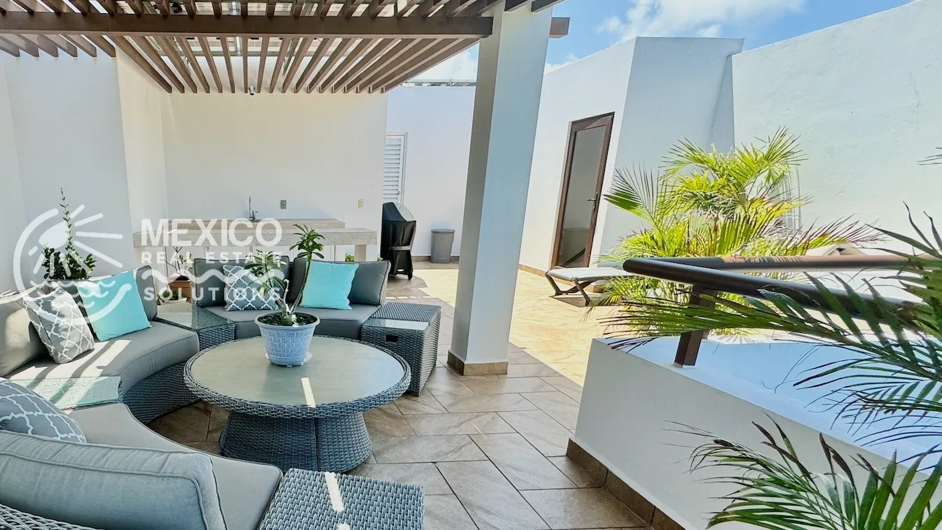Penthouse Living Area