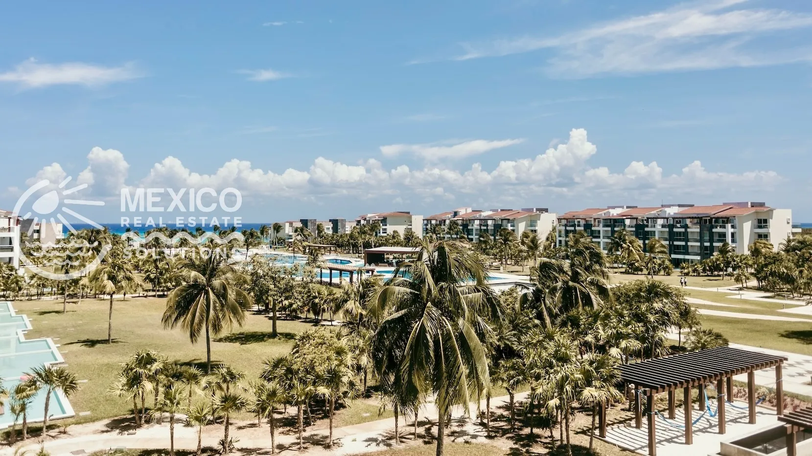 Mareazul Penthouse Exterior