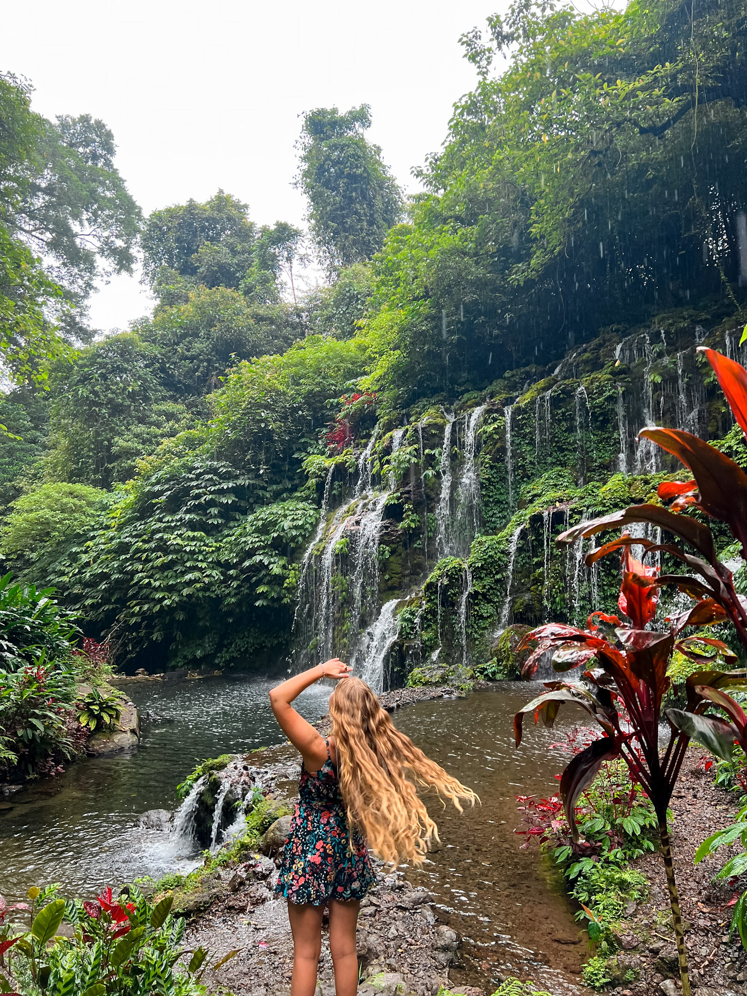 bamuyita waterfall  in bali