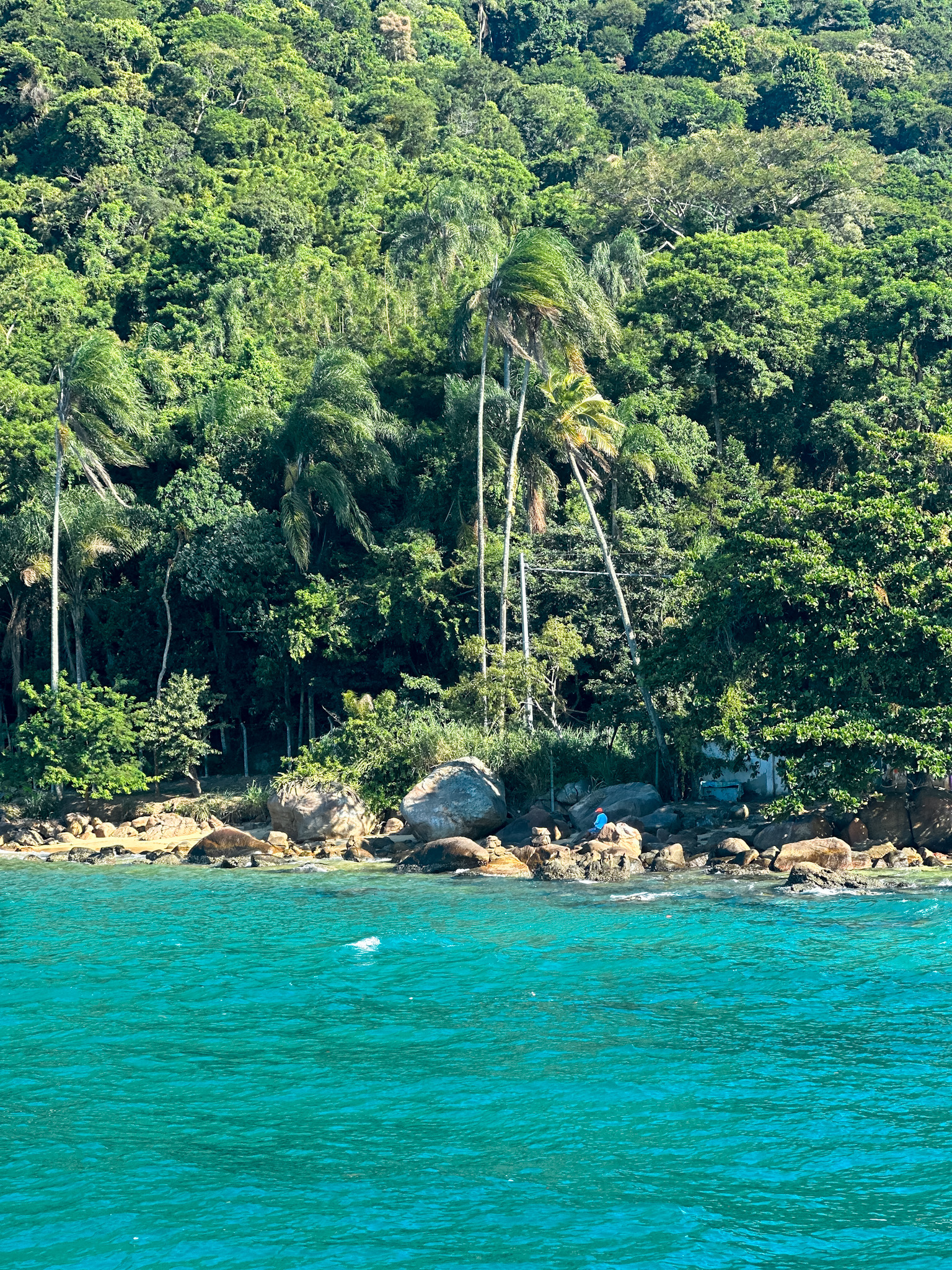 island hopping Ilha Grande 