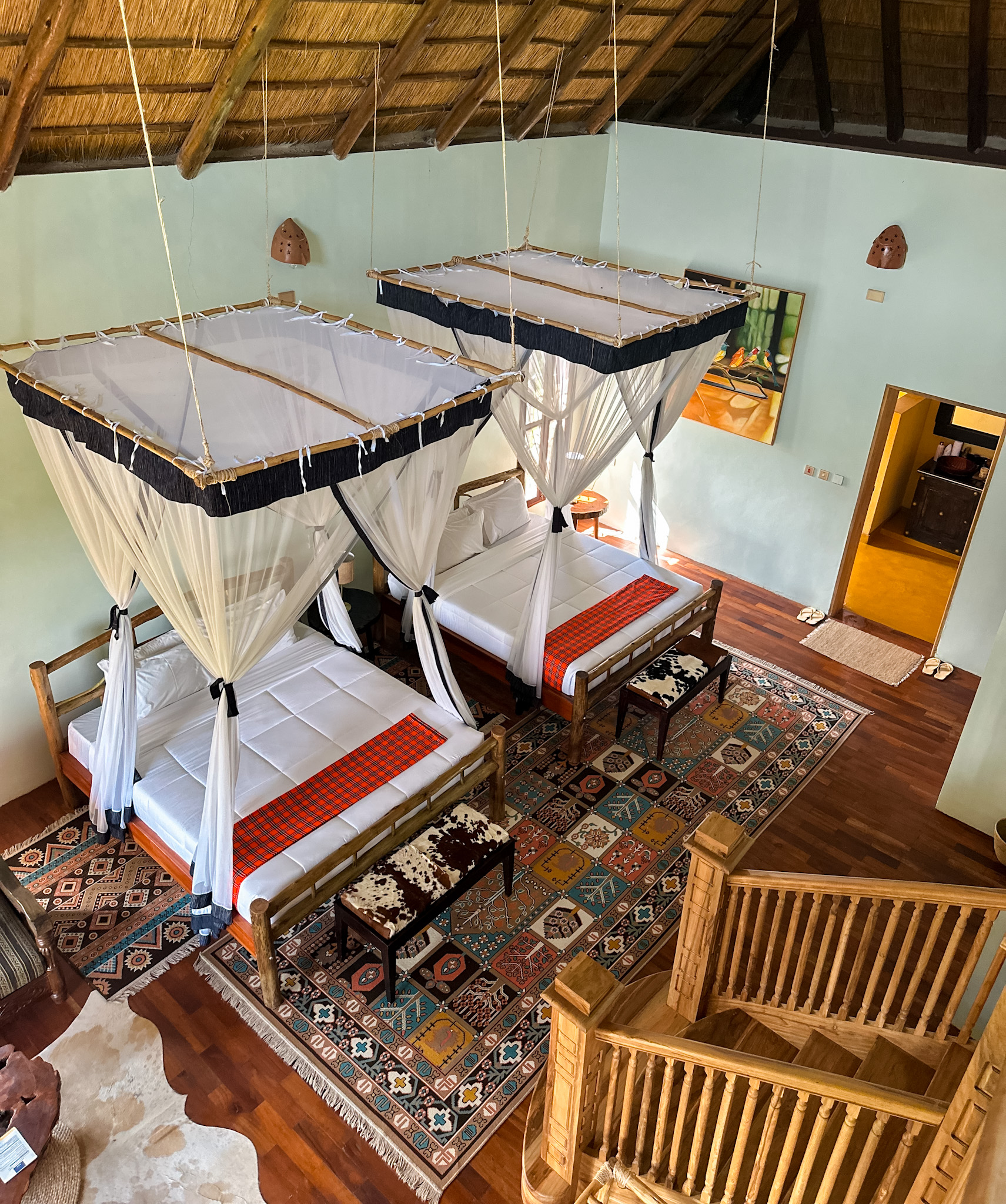 best safari lodges in queen Elizabeth national park in uganda 