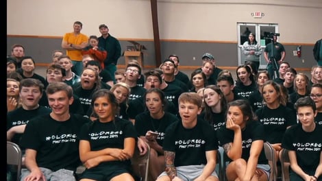 Post Prom Hypnotist crowd reaction in Iowa.