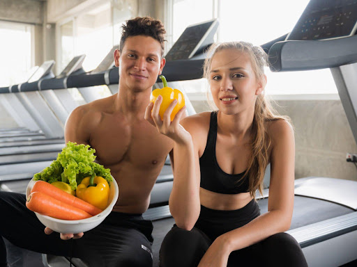  The Benefits of Offering Nutrition Coaching to Your Members