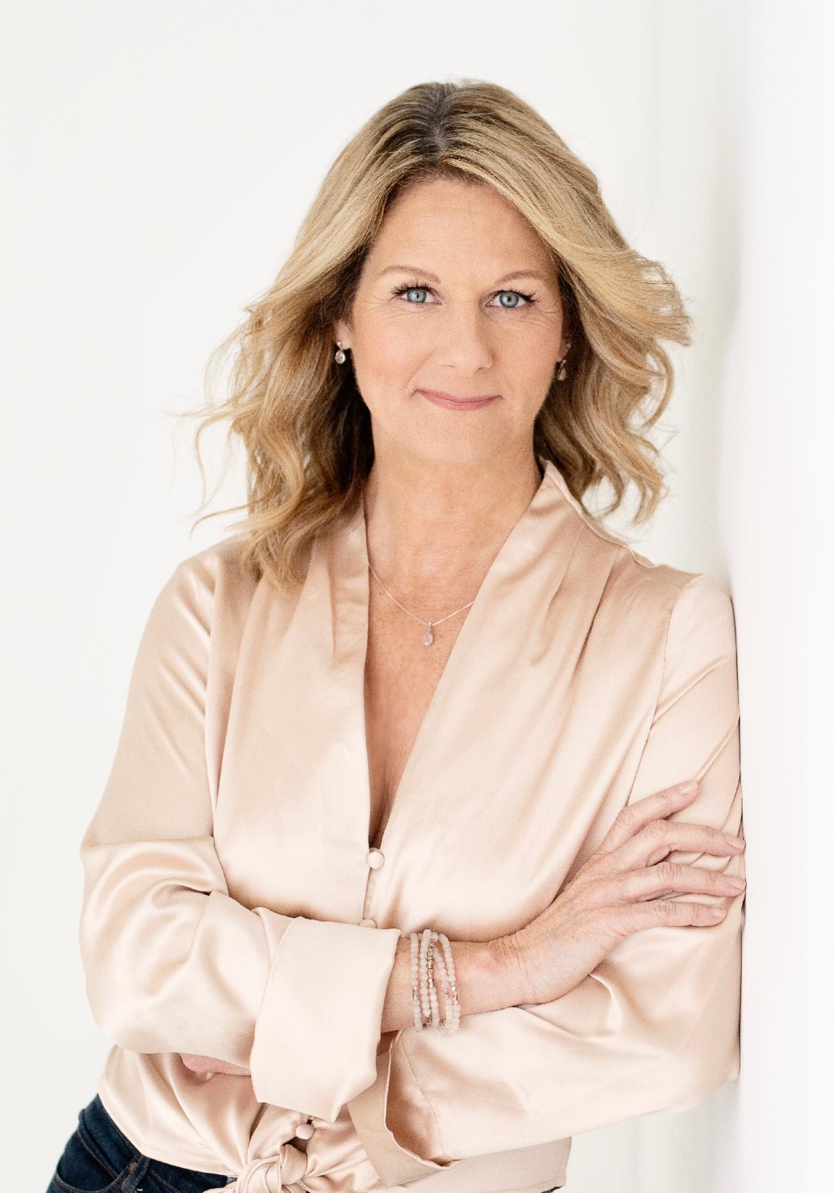 Jill Perin portrait smiling peacefully