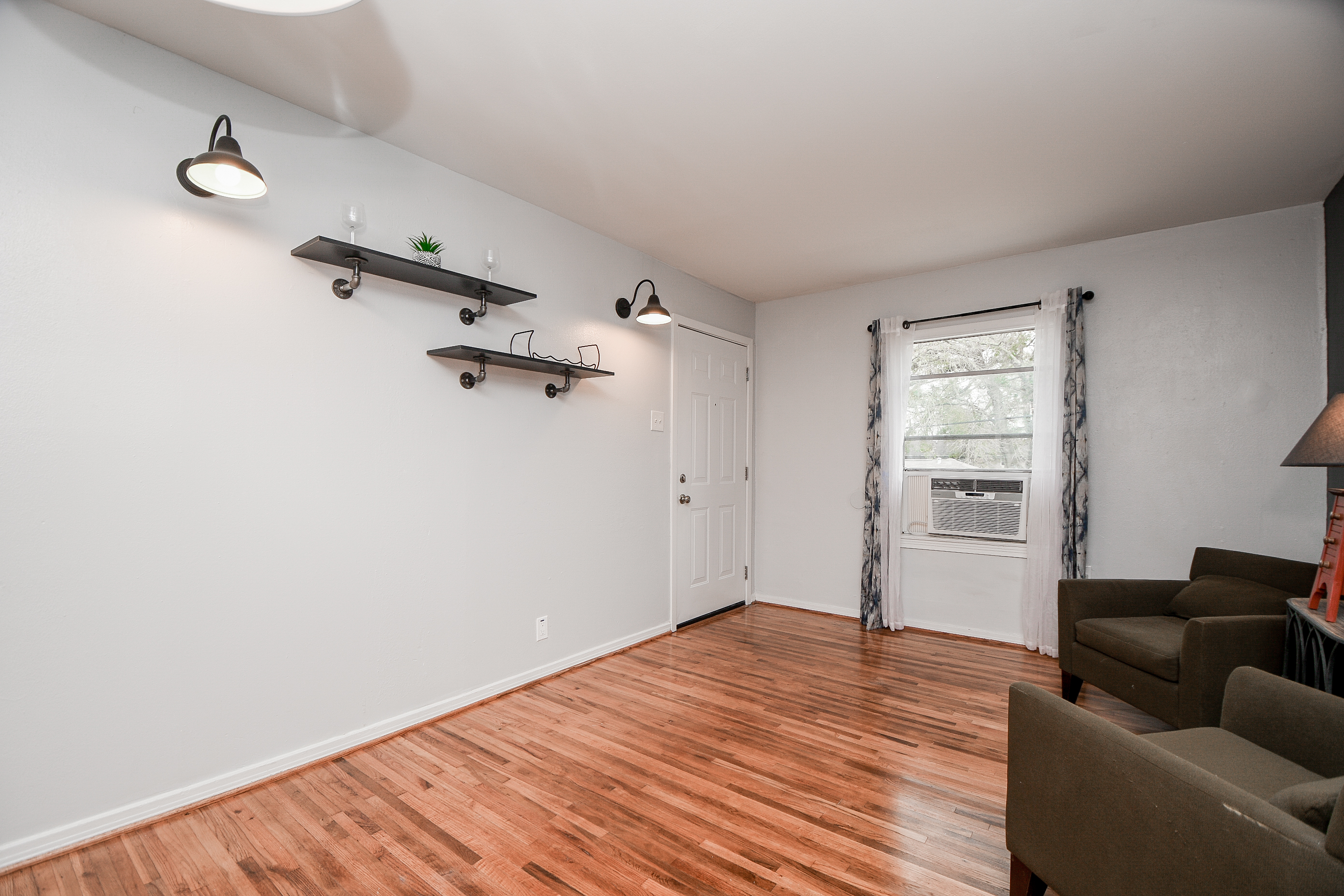 2824 Dalton St photo 5