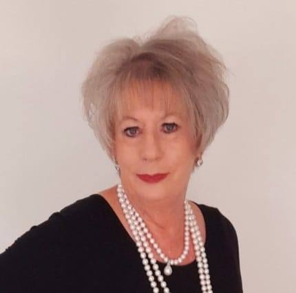 Lorraine Outhred 