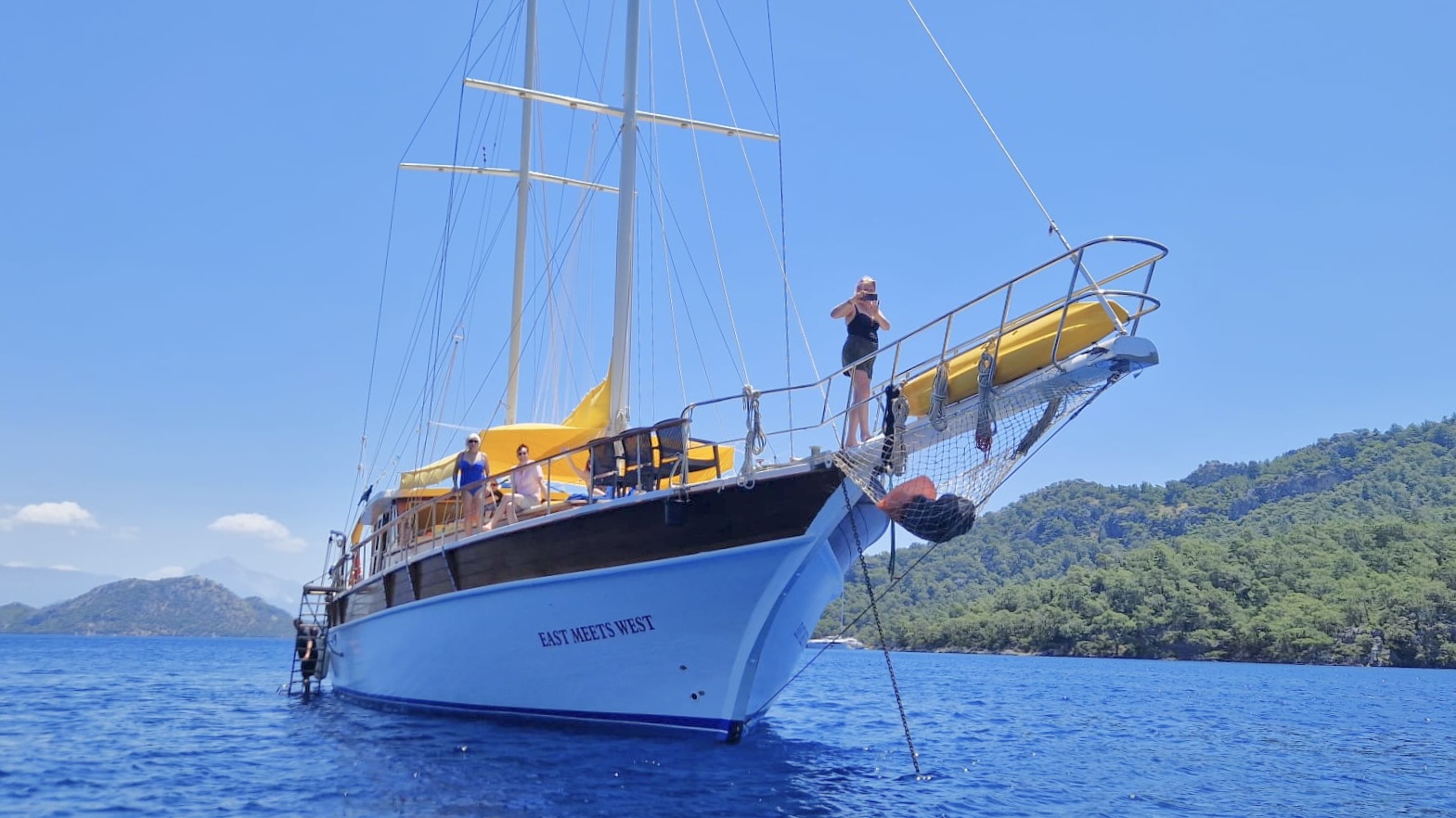 yacht yacht