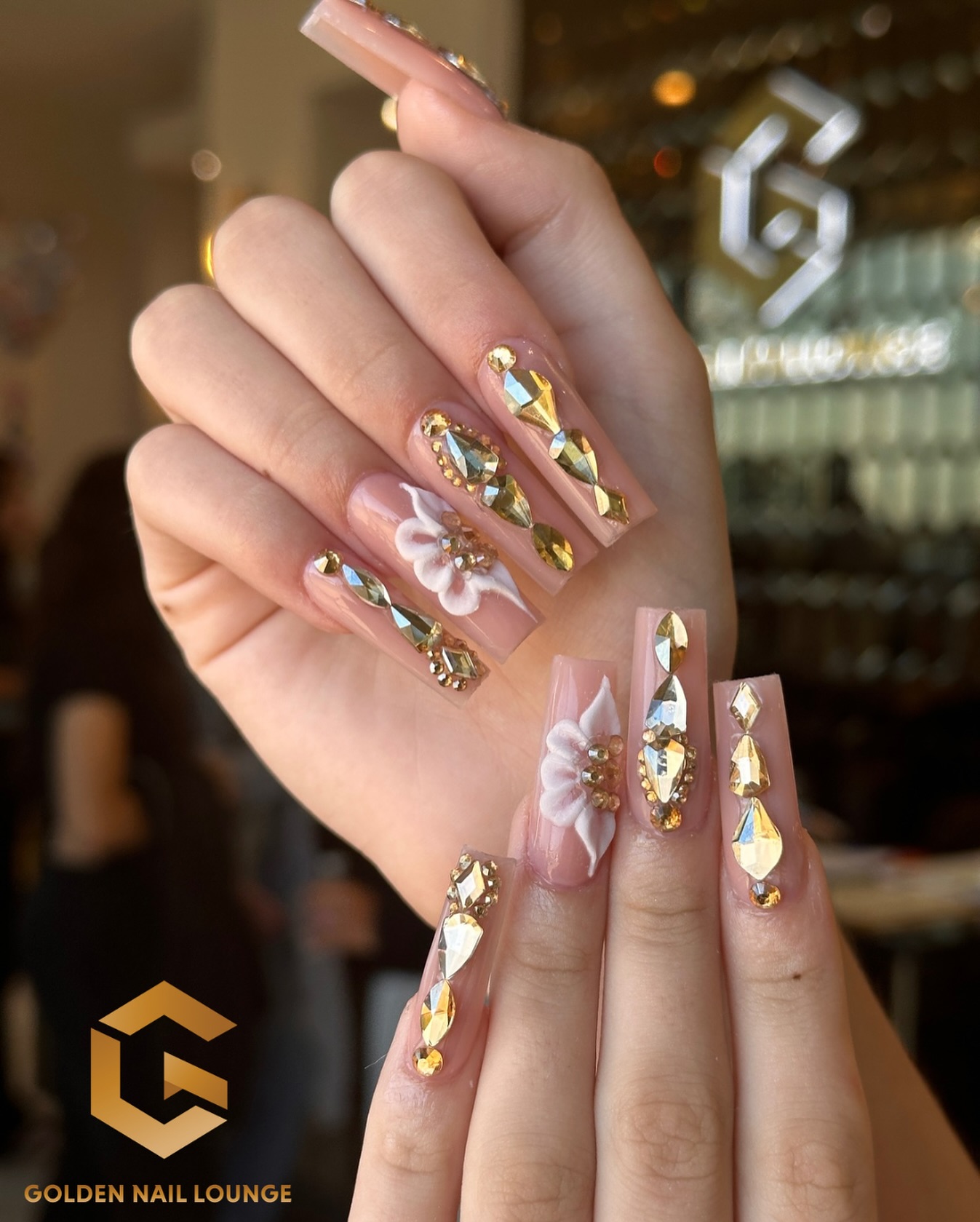Golden Nail Lounge ATX | Luxury Nail Salon in Austin, TX