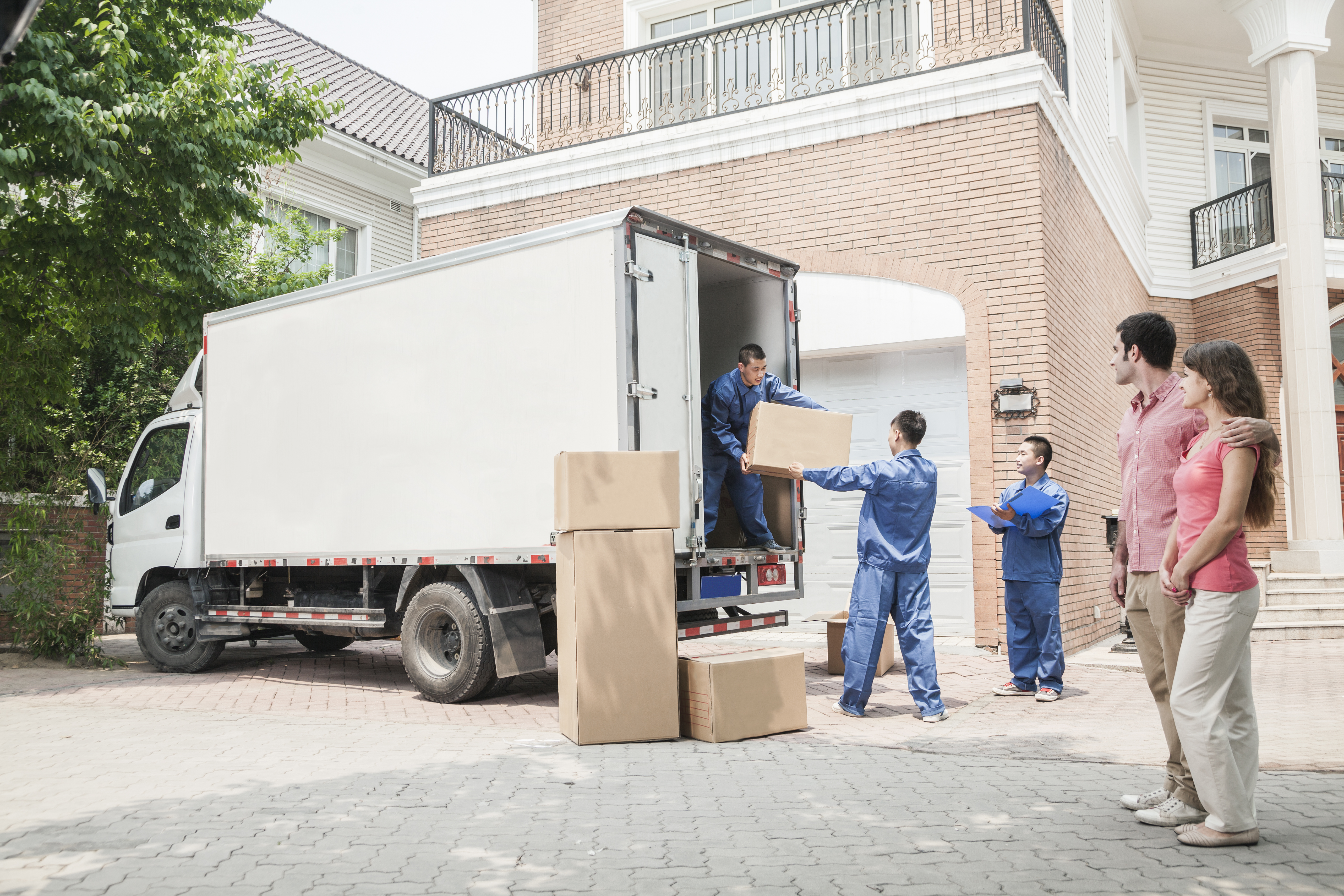 What Services Do Moving Companies Provide?