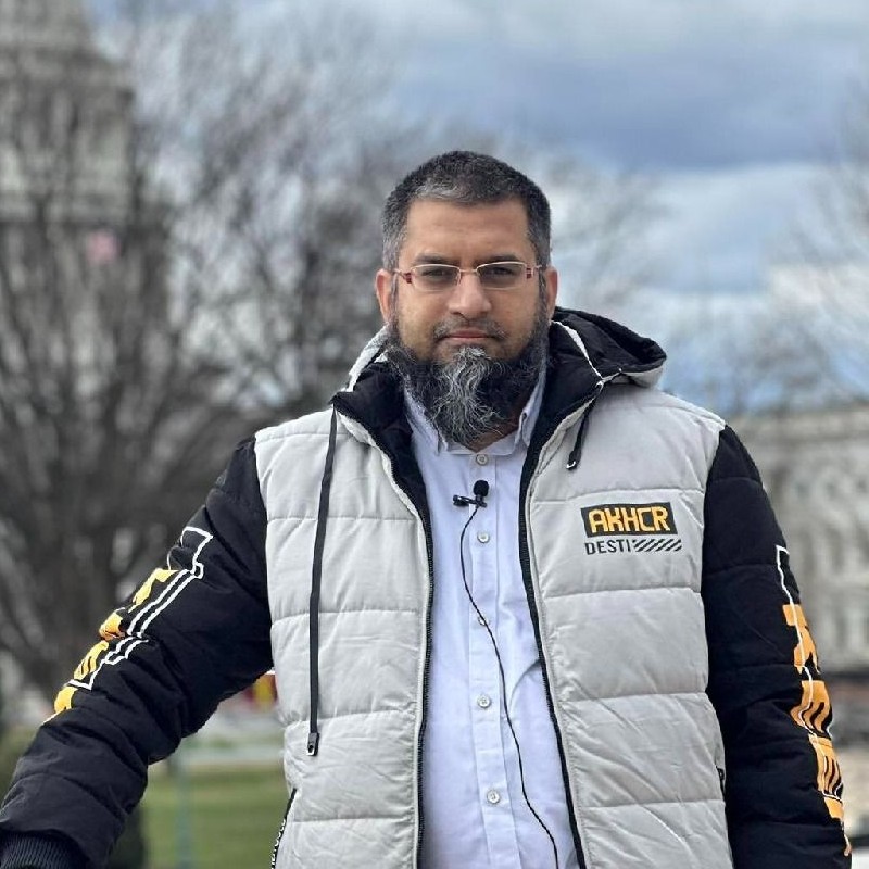 Zeeshan Usmani presenting his research and publications, highlighting long-standing contributions to AI, data science, and interdisciplinary scholarship