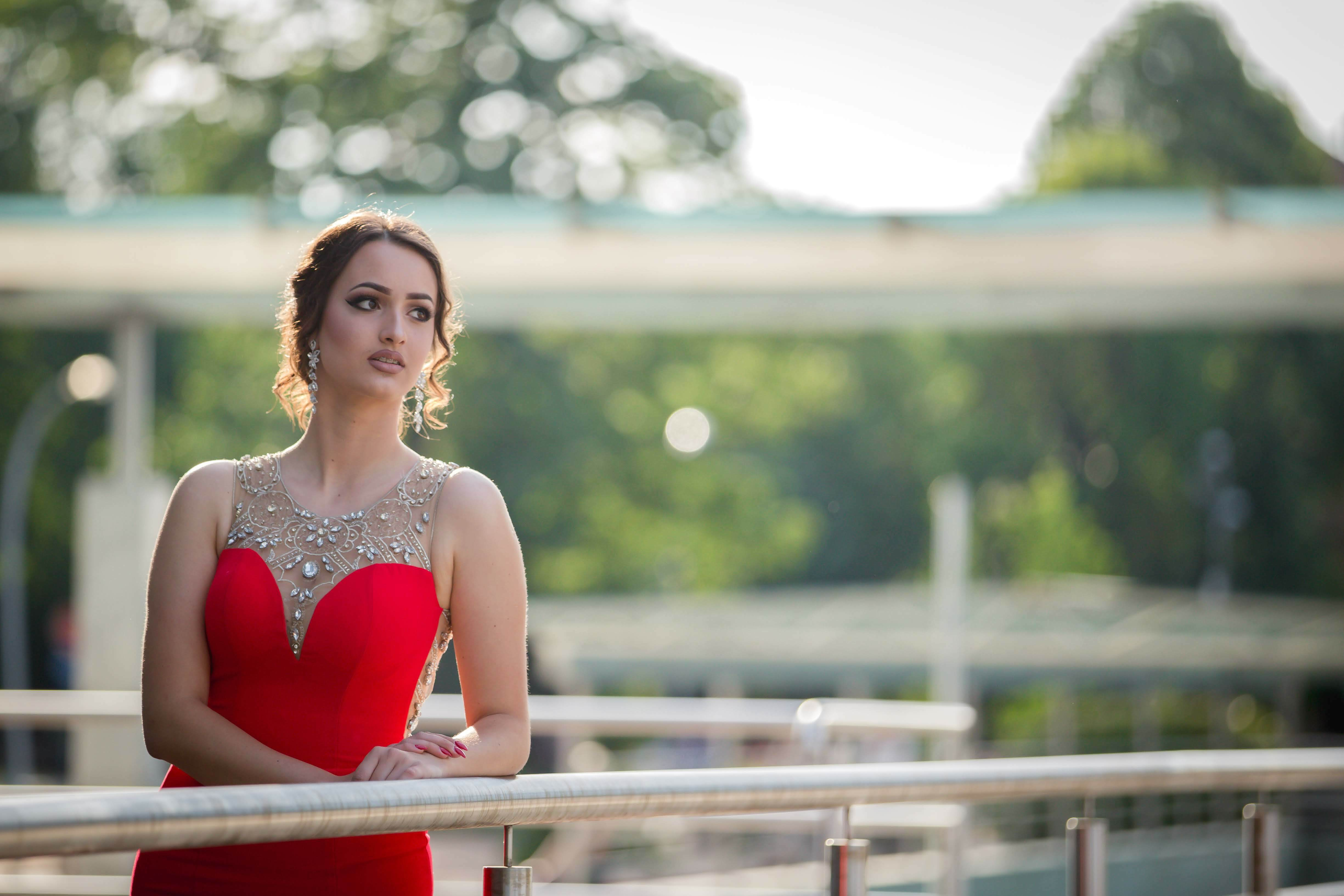 Cool candid shot of friends at a party