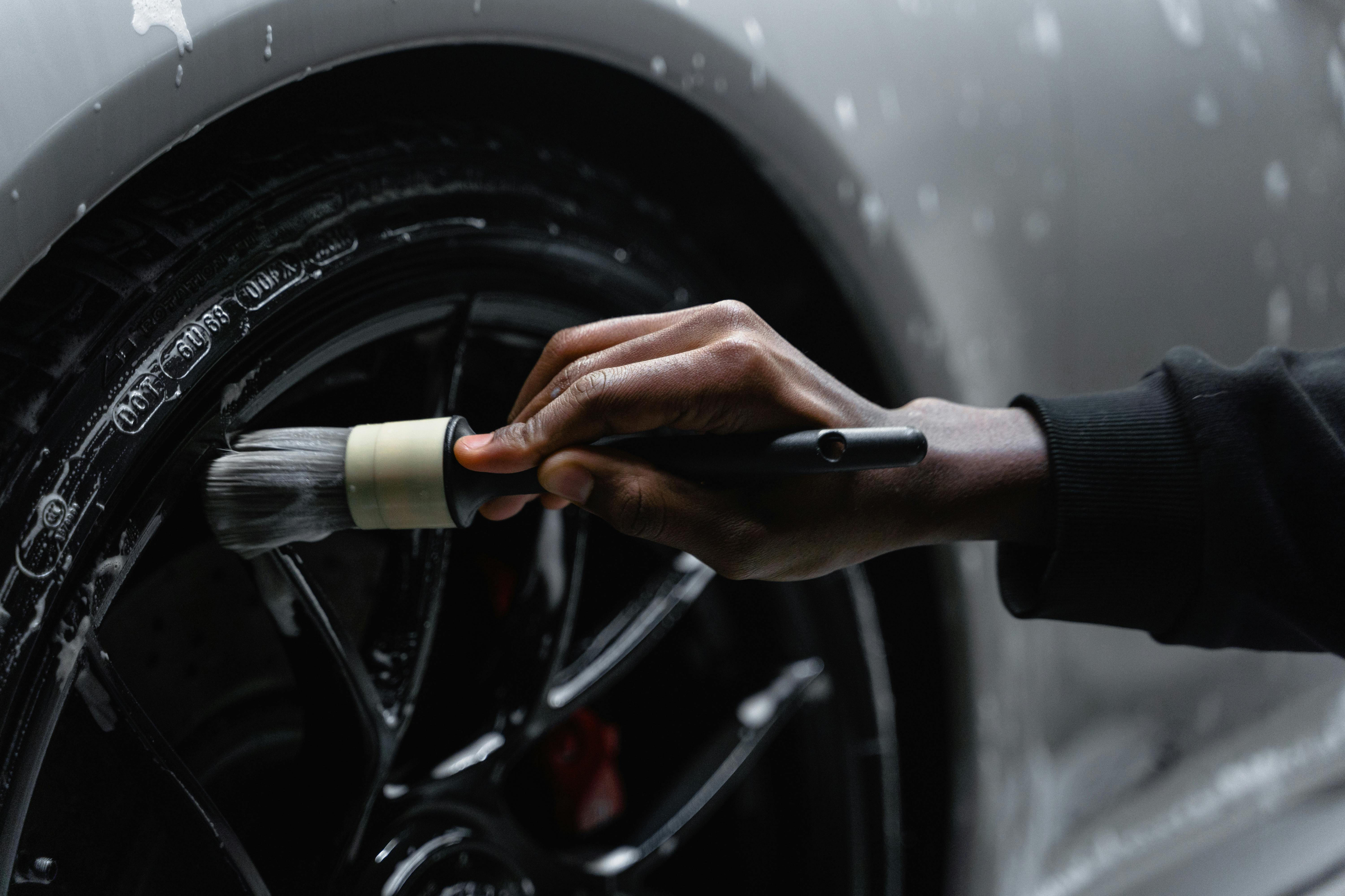 Wheel Cleaning Spray