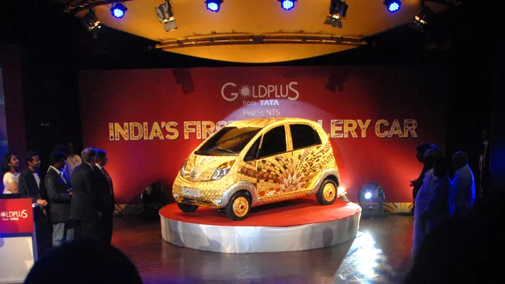 gold car