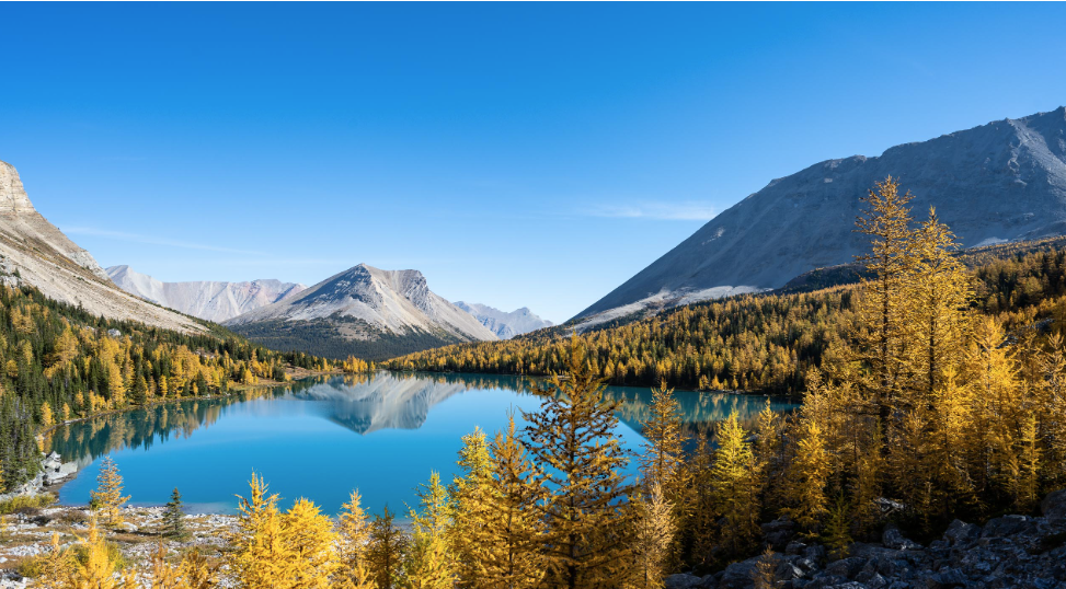 Baker Lake Skoki Lake 