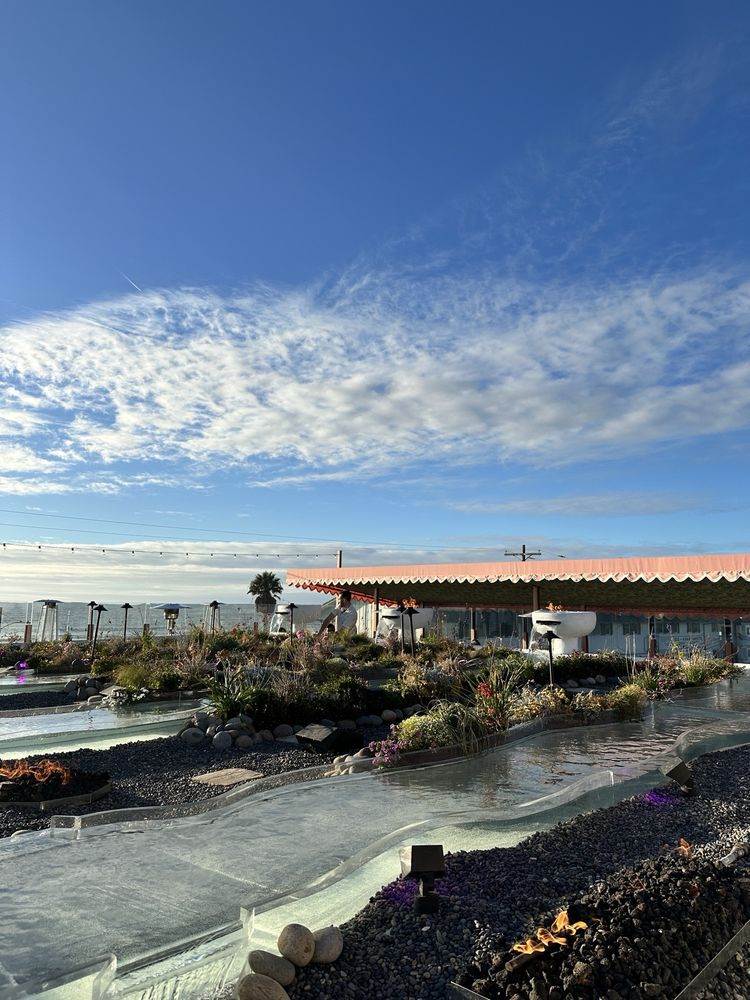 Beverly Garden Bar Construction