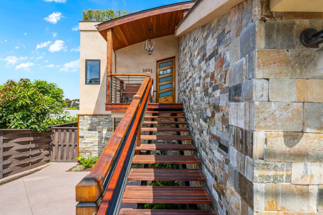 Point Loma Living Space