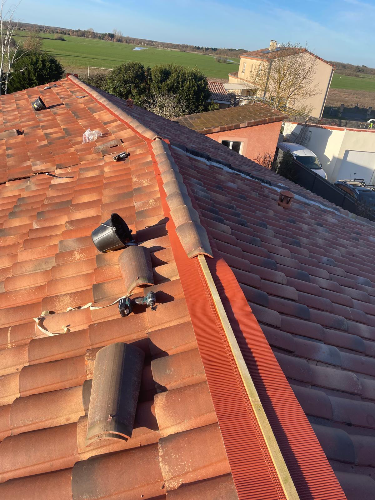 Pourquoi choisir un couvreur local à Cabariot pour vos travaux de toiture en Charente-Maritime ? Pourquoi choisir un couvreur local à Cabariot pour vos travaux de toiture en Charente-Maritime ?
