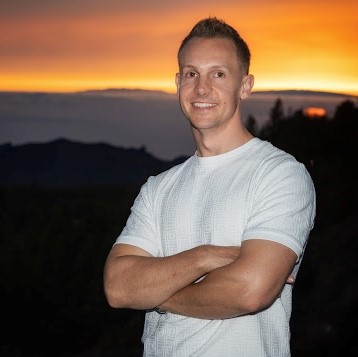 The Ultimate Guide to Launching Your First Online Coaching Program (Even if You're Just Starting Out)