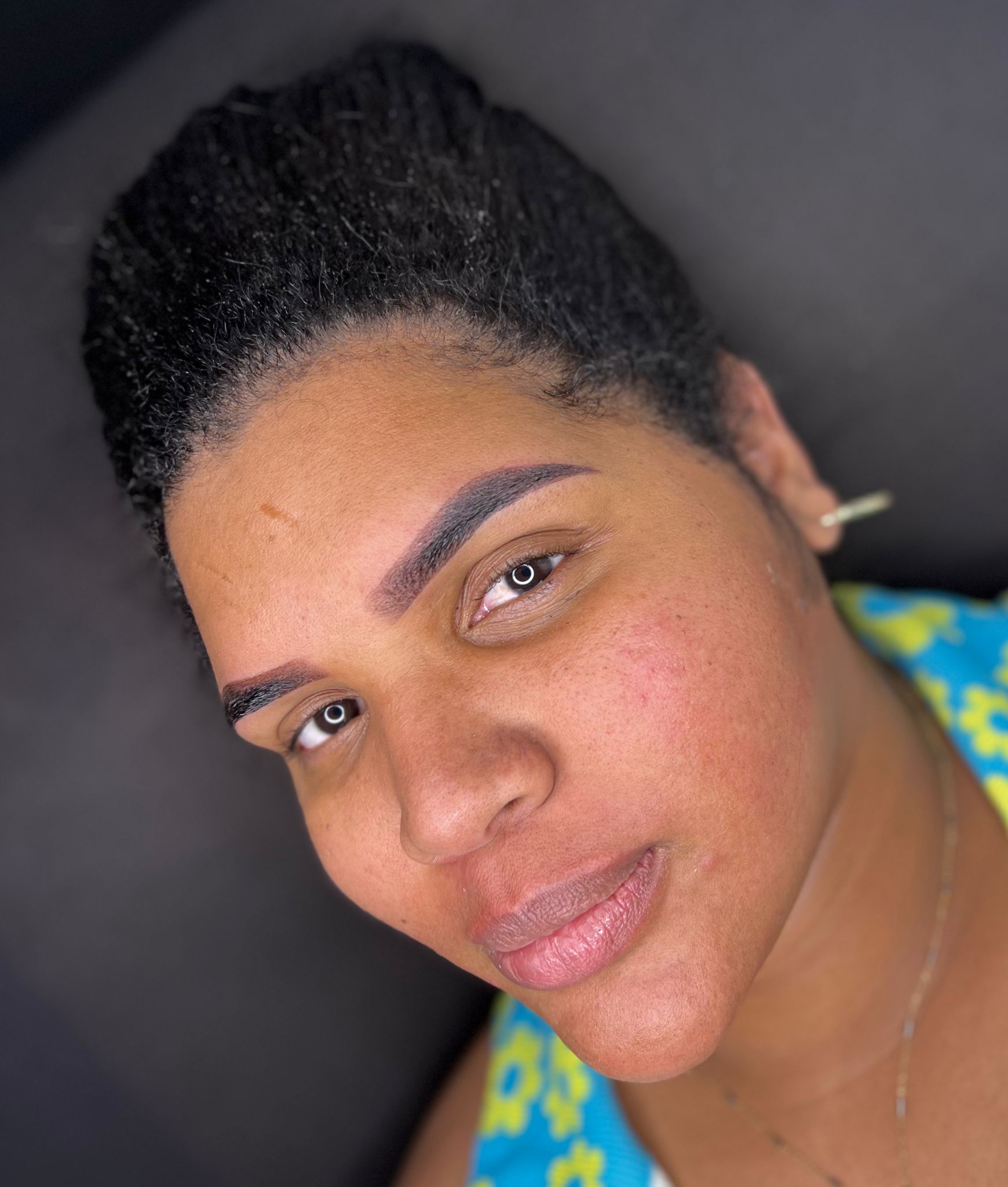 Cheveux Beauty Salon Ombre Brow
