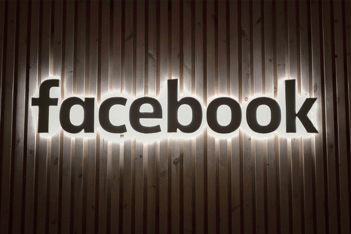 Facebook Logo Wooden Slats Background