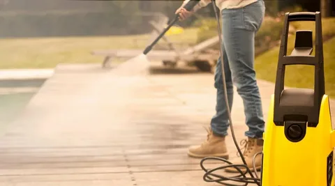 How to Use a Pressure Washer With Soap How to Use a Pressure Washer With Soap