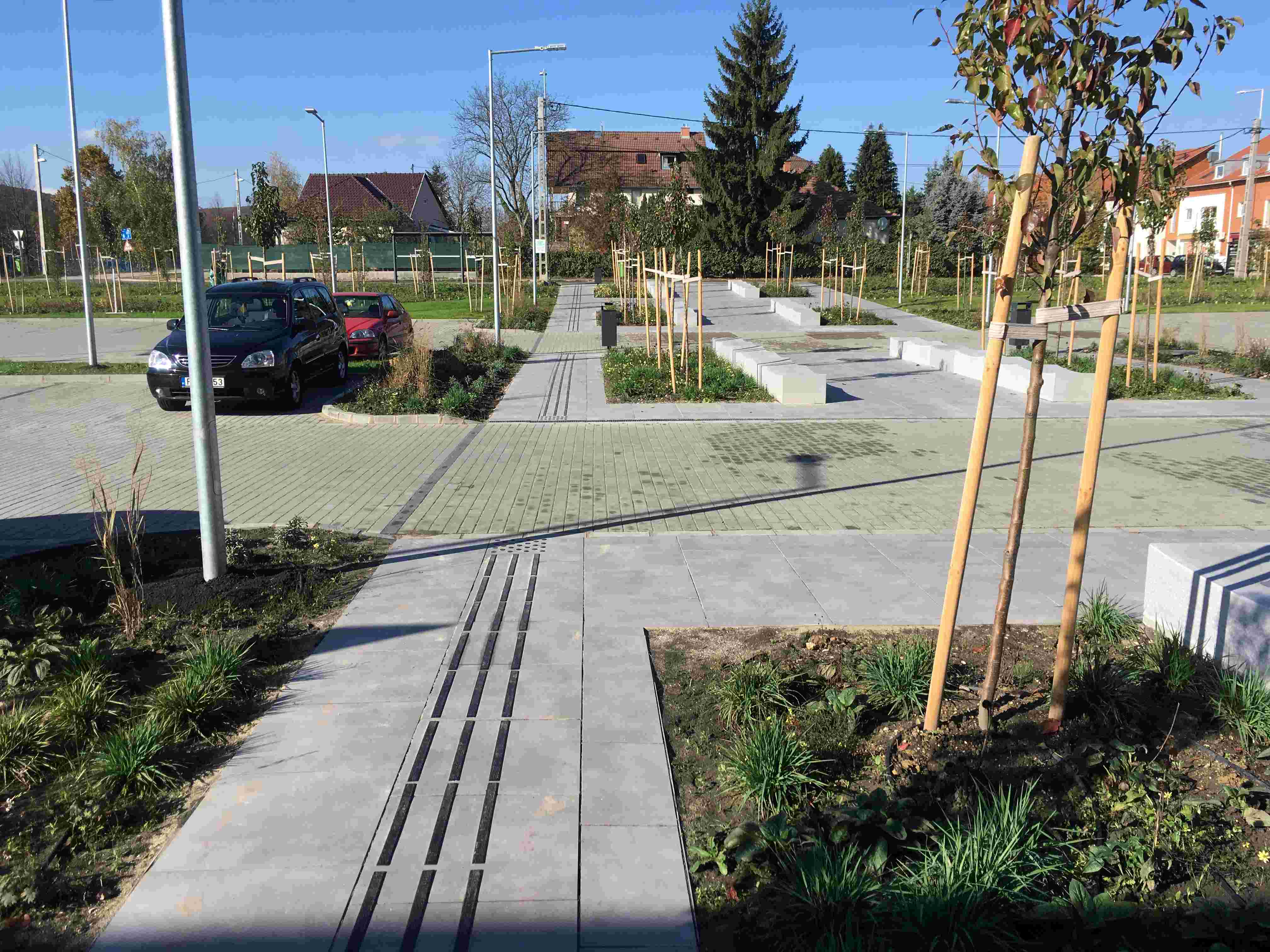 Frissen rendezett kert részlete.