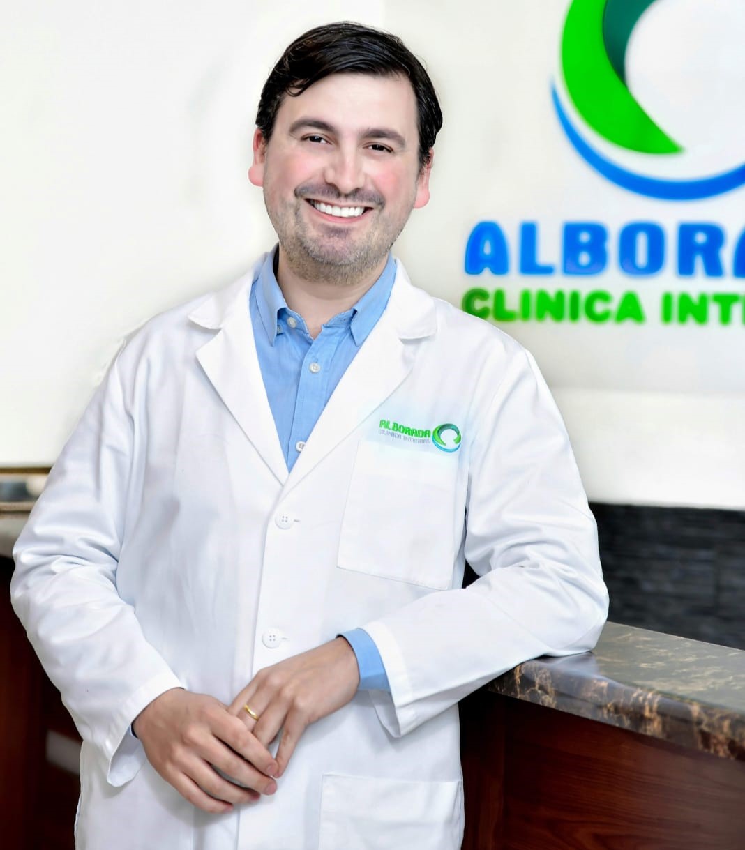 Un nuevo comienzo para tu sonrisa: Por qué son importantes las revisiones periódicas en Alborada Dental