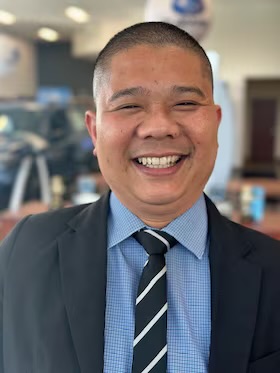 Tim Dang Headshot