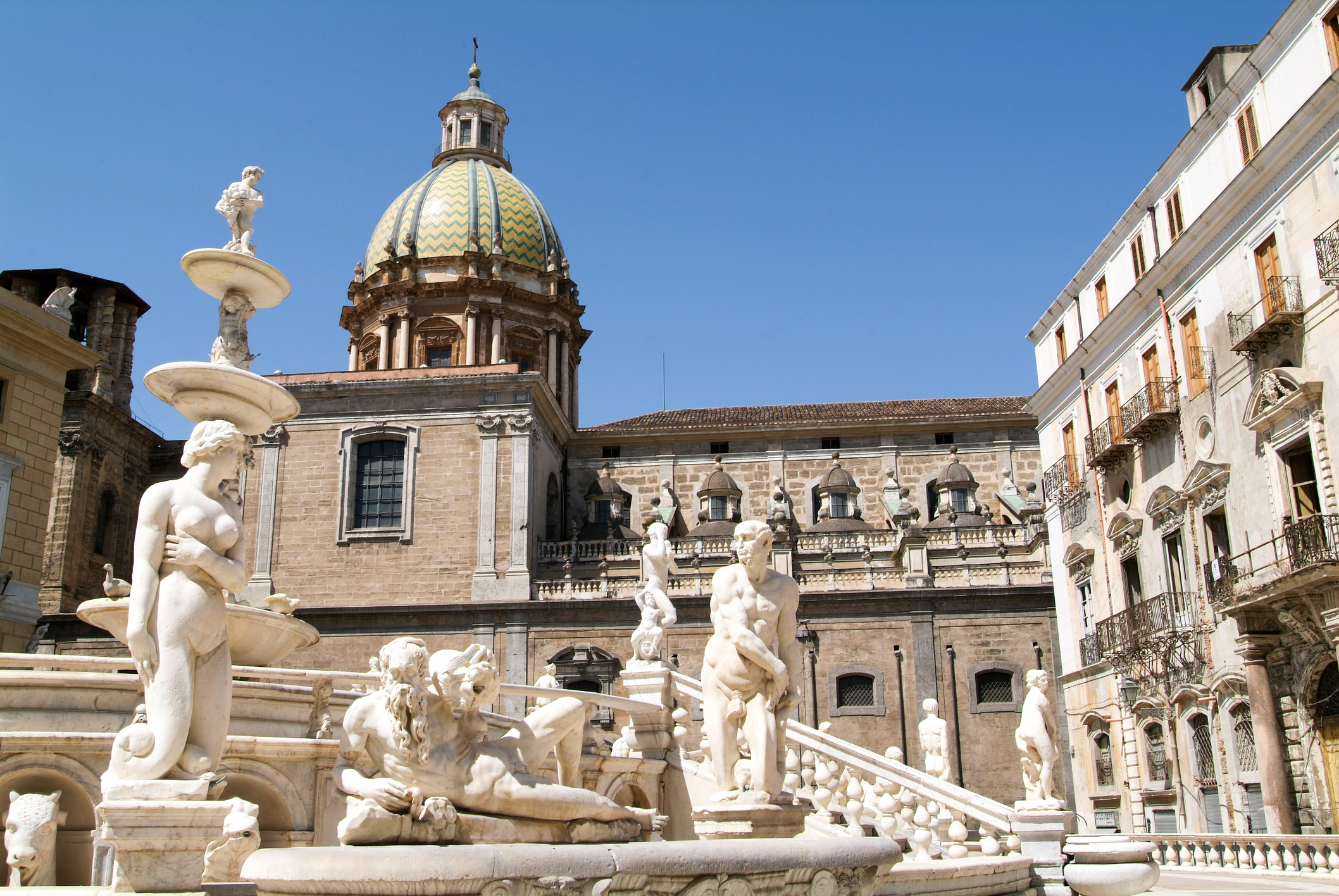 Image of historical view in Palermo location for remote professionals Image of historical view in Palermo location for remote professionals