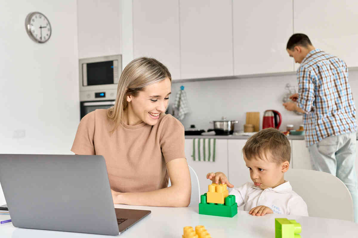 tips-for-working-parents-childcare-task-delegation