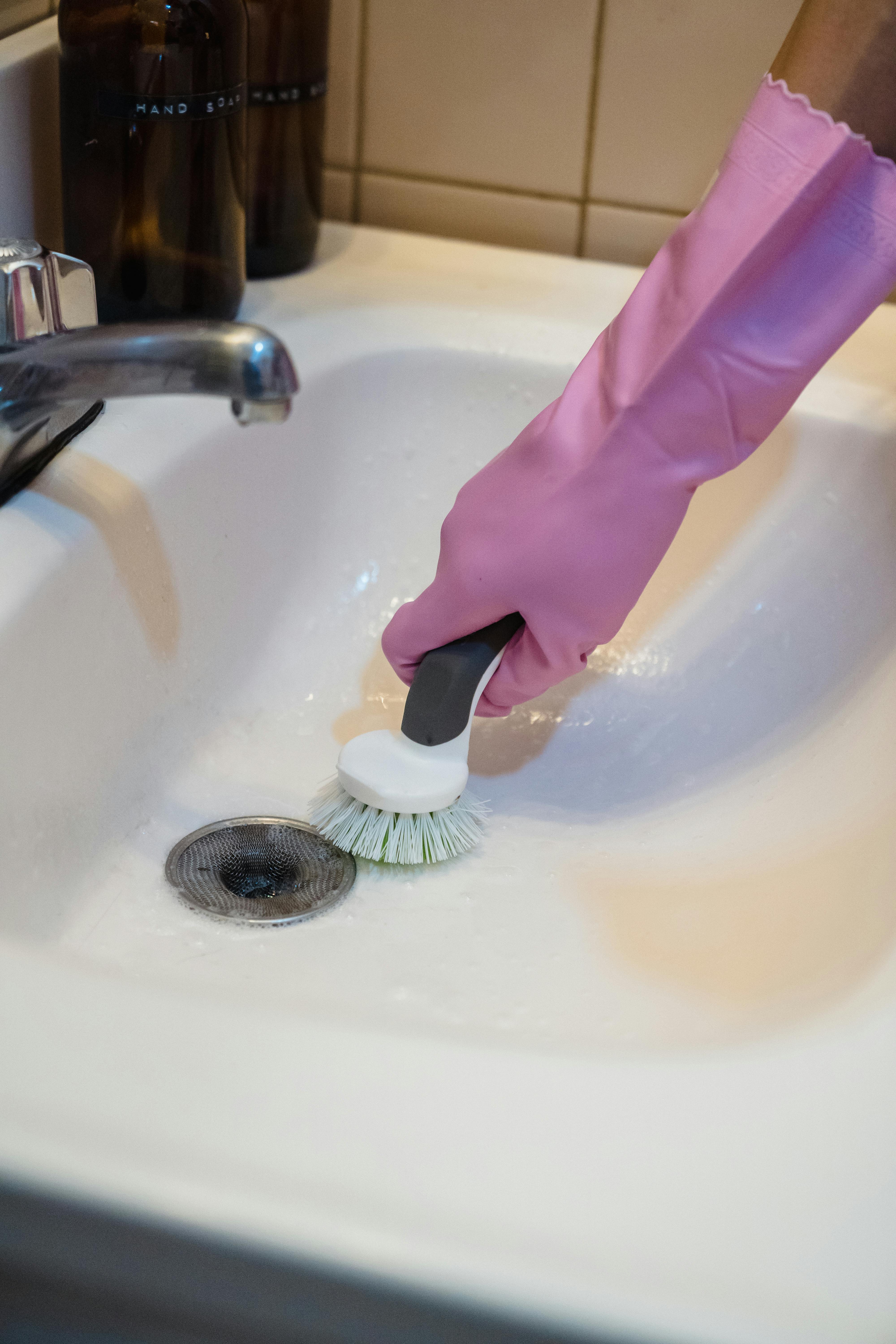 Unclog Like a Pro: Quick and Easy DIY Drain Cleaning! Unclog Like a Pro: Quick and Easy DIY Drain Cleaning!