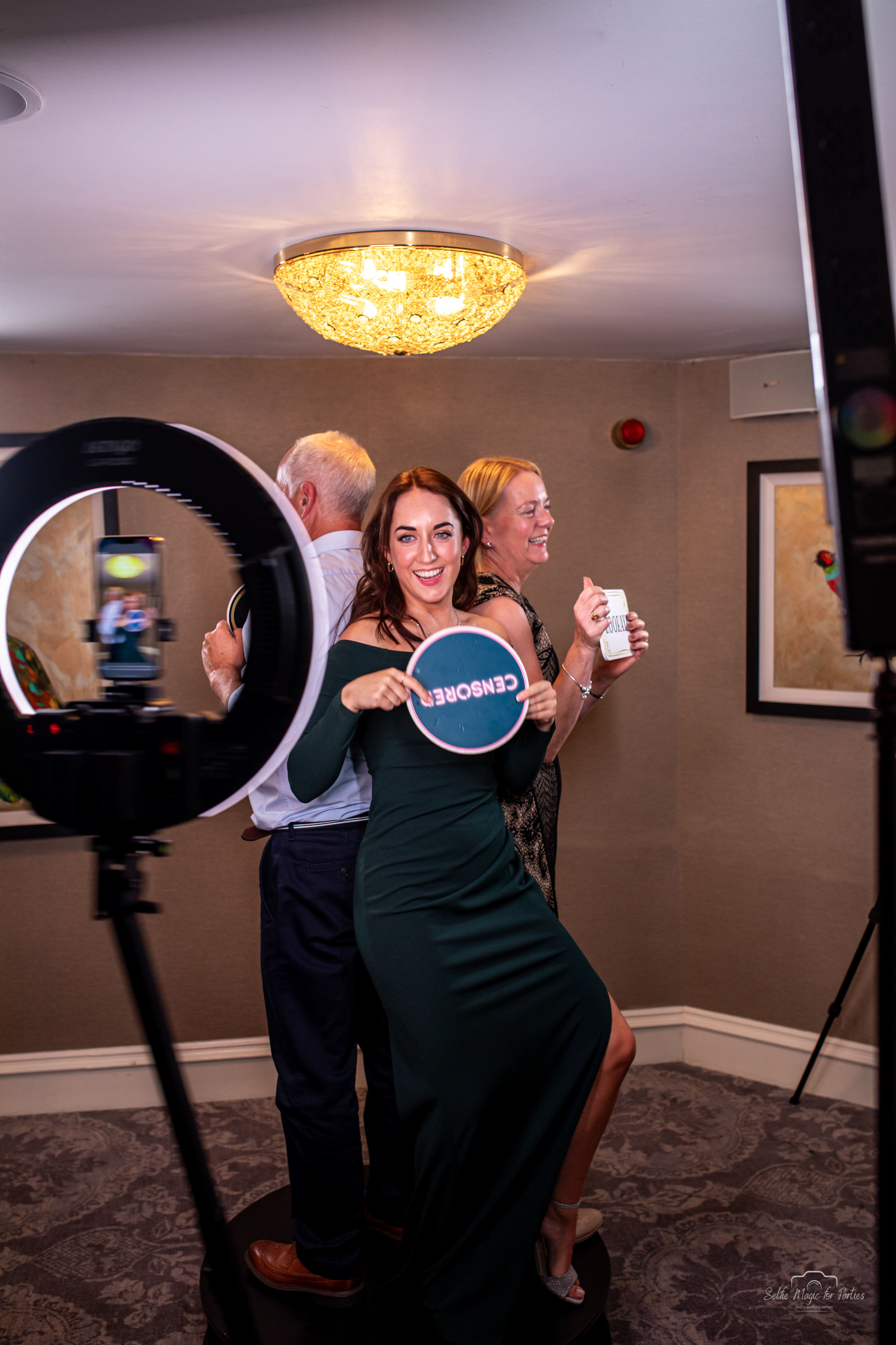 360 Photo Booth from Selfie Magic for Parties in Orlando 